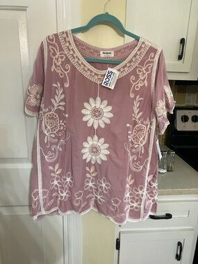 Kindred Pink Embroidered Short-Sleeve Tunic Top
